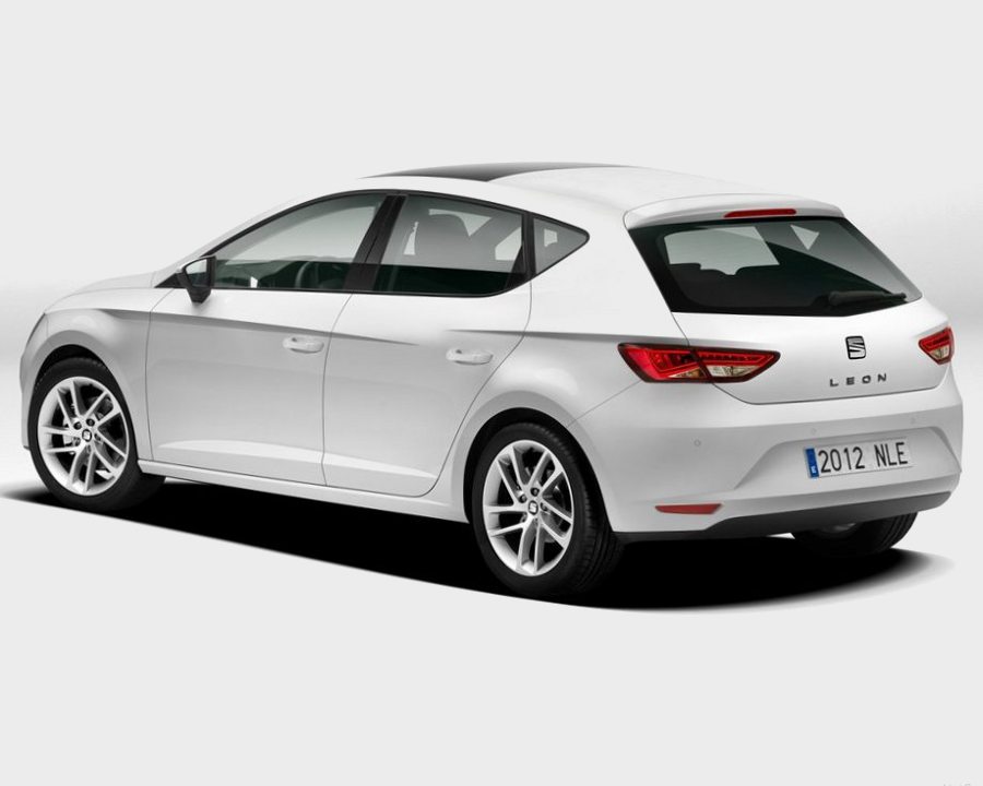 Seat Leon 2013: цена, фото, характеристики