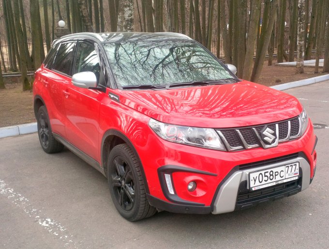 Suzuki Vitara S 2016: Тонкая красная линия