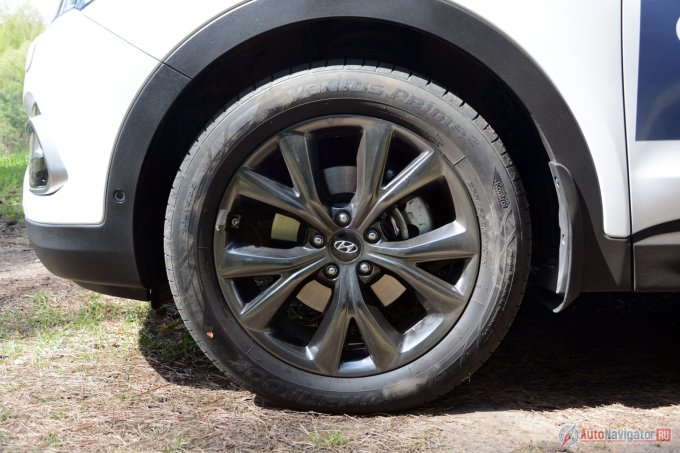 Hyundai Santa Fe 2.2 CRDi High-Tech: когда нужно все и в одном