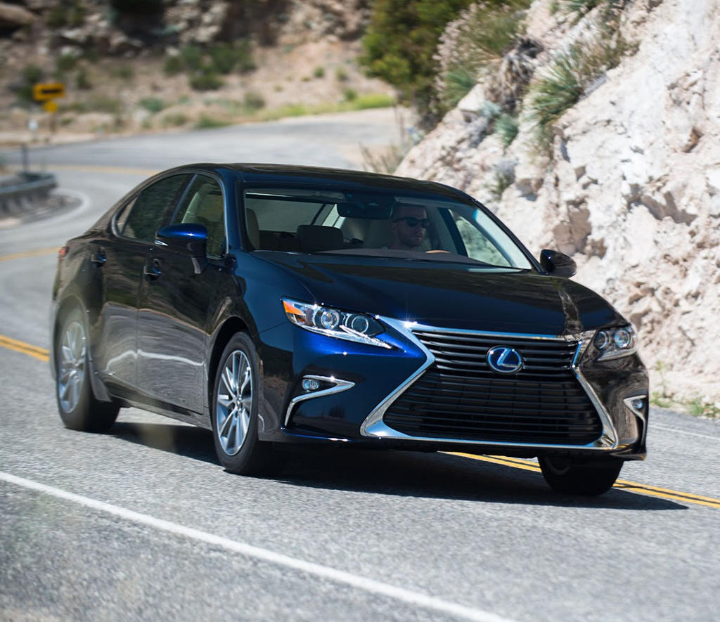 Рестайлинговый Lexus ES 2016 в России (цена, фото)