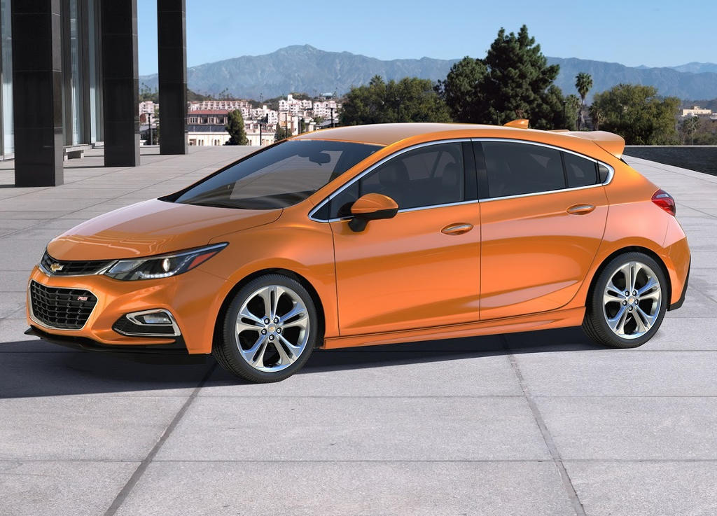 Новые седан и хэтчбек Chevrolet Cruze 2016 (фото, цена)
