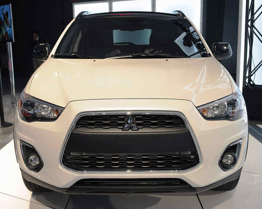 Юбилейная версия Mitsubishi Outlander Sport 2013: фото, характеристики