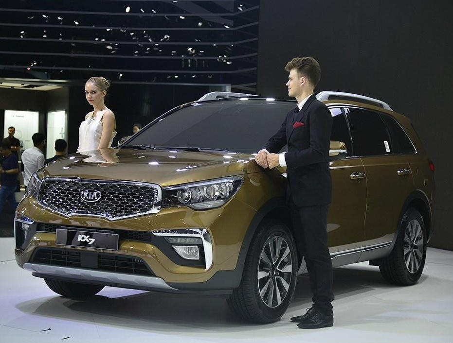 В Китае показали новый кроссовер Kia KX7 (фото, цена)