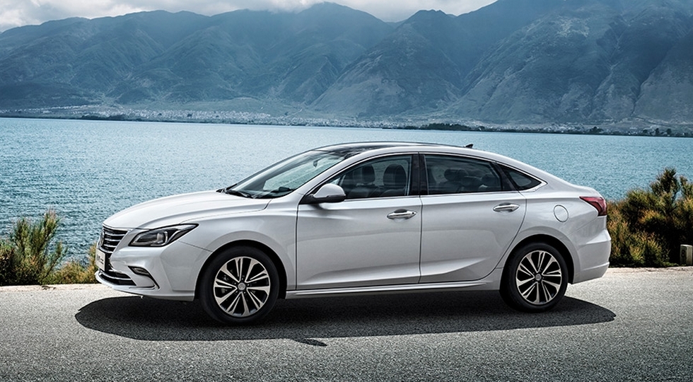 Новый седан Changan Raeton CC показали на официальных фото
