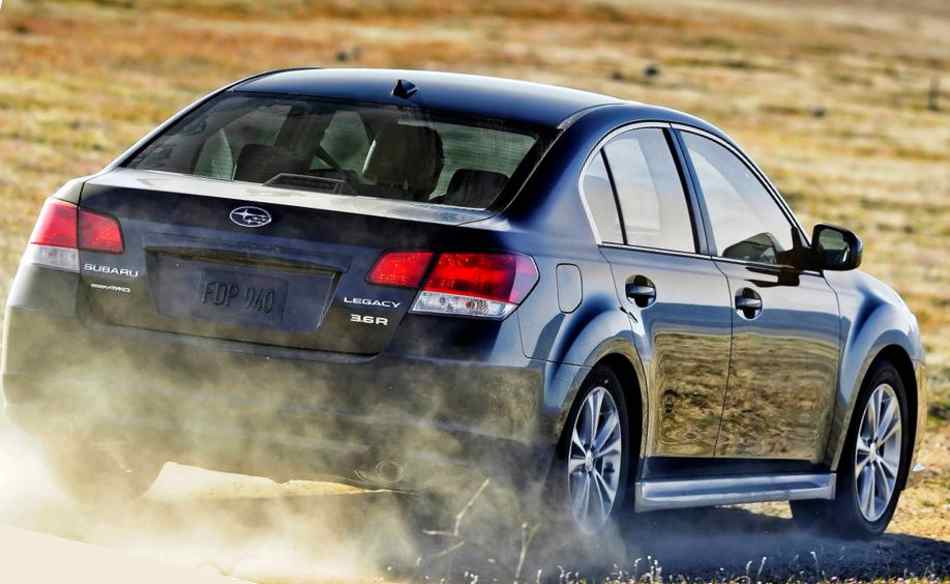 Subaru Legacy 2013: цена, фото, характеристики, видео