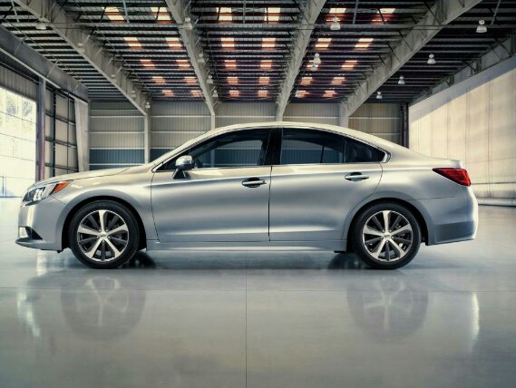 Седан Subaru Legacy 2015 модельного года