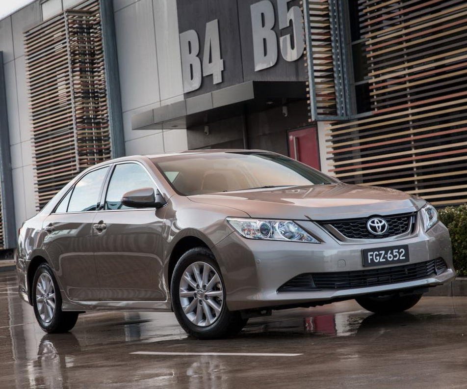 В Австралии показали новый Toyota Aurion 2016 (цена, фото)