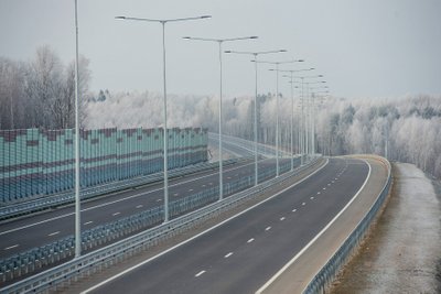 Более 92 тысяч автомобилей въехало в Москву по трассе М-11 за новогодние праздники