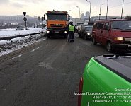 Движение транспорта в районе Тушинского тоннеля в Москве организуют по временной схеме