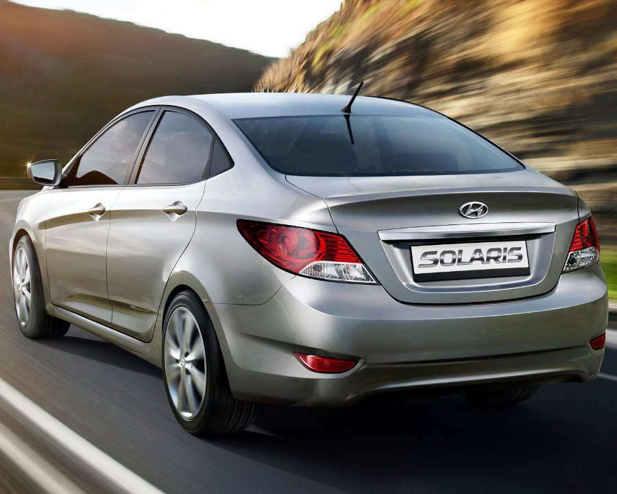 Цены на седан и хетчбэк Hyundai Solaris в 2013 году