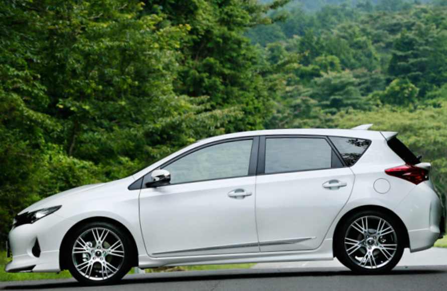 Тюнинг Toyota Auris 2013 от Modellista (фото)