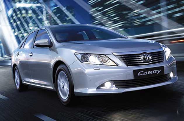 Седан Toyota Camry 2012