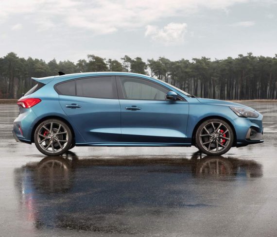 Новый мощный Ford Focus ST 2019 – 2020 (фото, цена, характеристики)