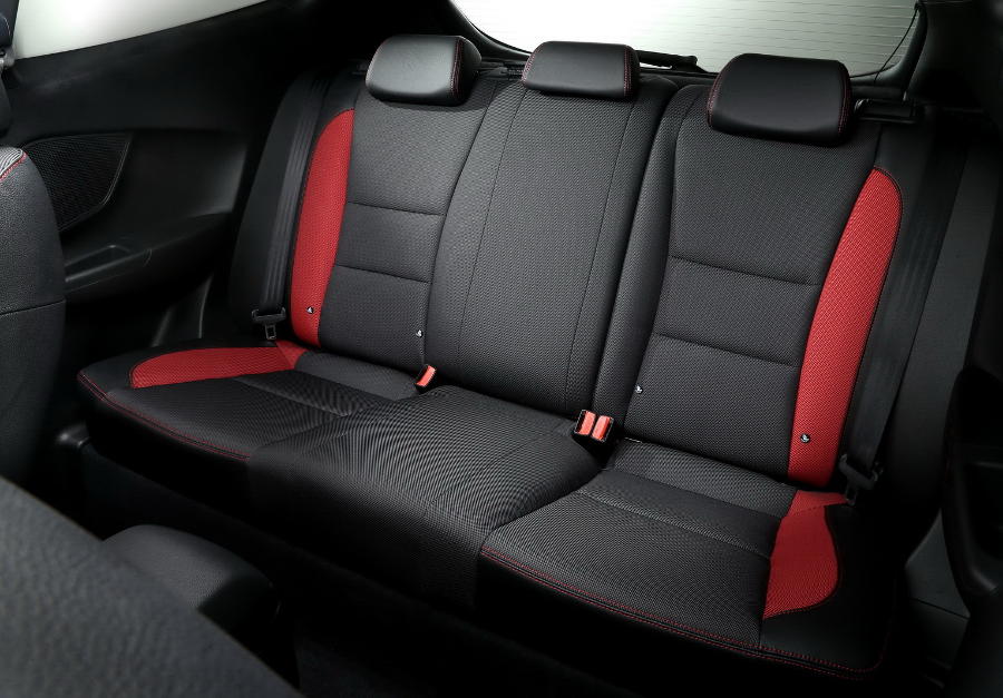 Рестайлинговый Hyundai i30 2015 (фото, цена)