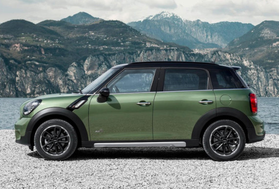 Информация о обновленном MINI Countryman 2015