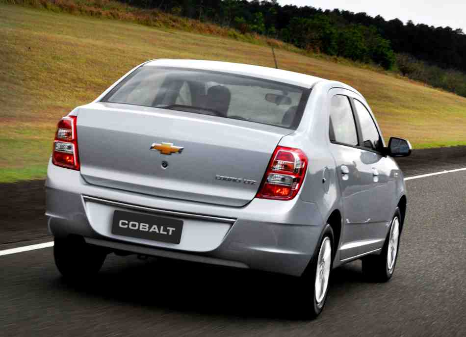 Новый седан Chevrolet Cobalt 2013 в России