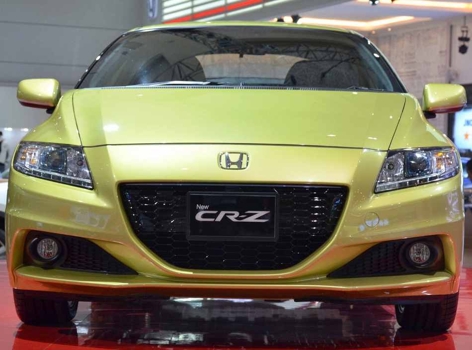 Honda CR-Z 2013: цена, фото, характеристики