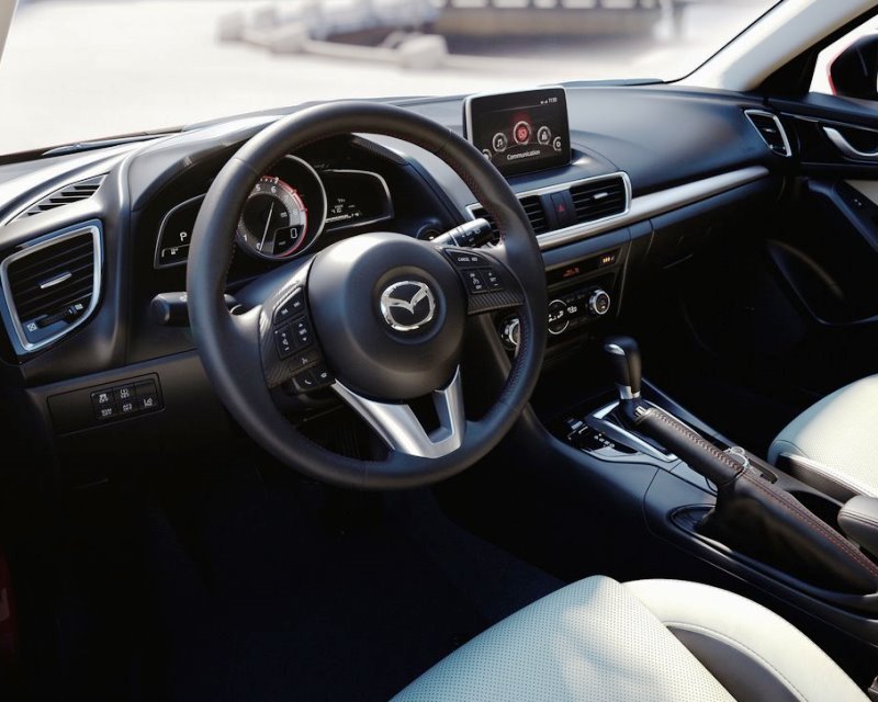 Комплектации и цены Mazda 3 2014