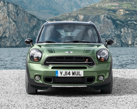 Информация о обновленном MINI Countryman 2015