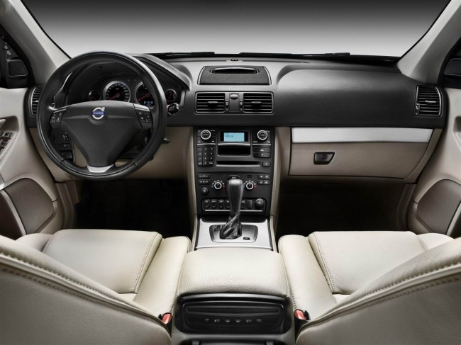 Внедорожник Volvo XC90 2012 модельного года