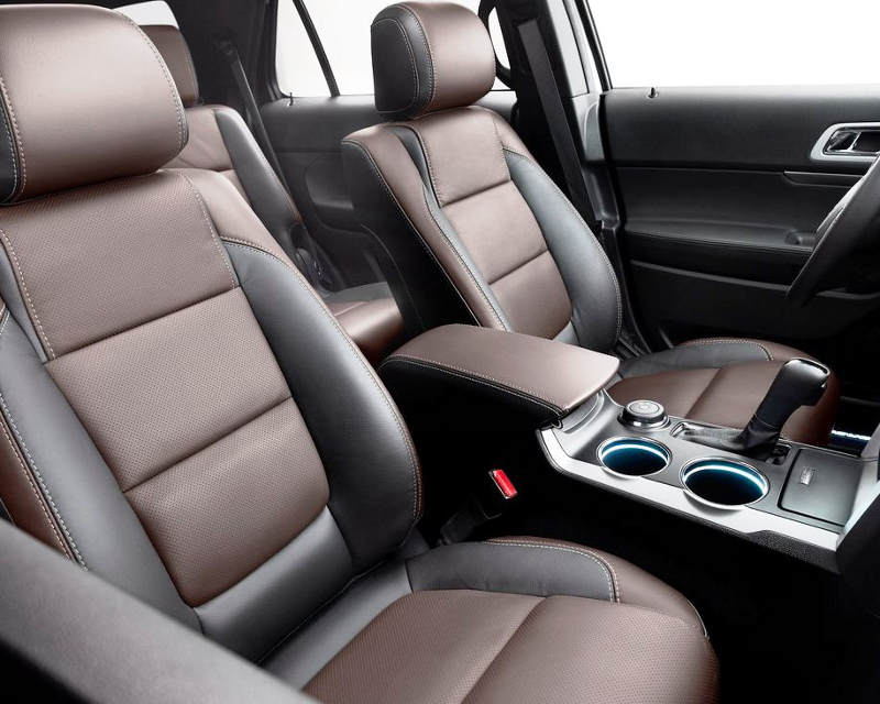 Цены на Ford Explorer Sport 2013 в России