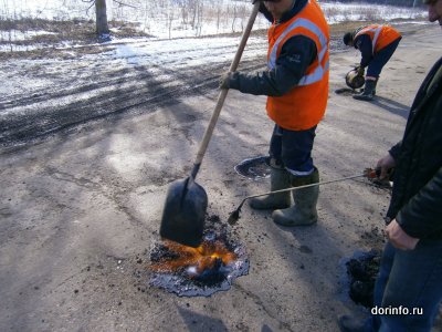 Ежедневно в Ленобласти будут ремонтировать не менее 500 кв. метров дорог