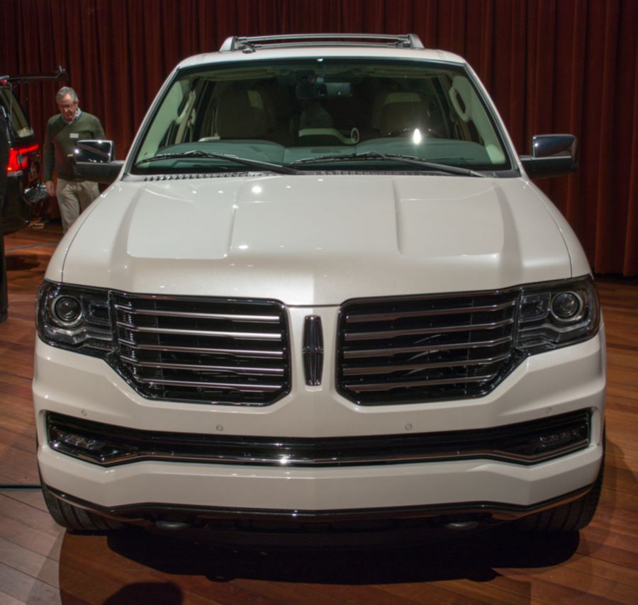 Новое поколение Lincoln Navigator 2015