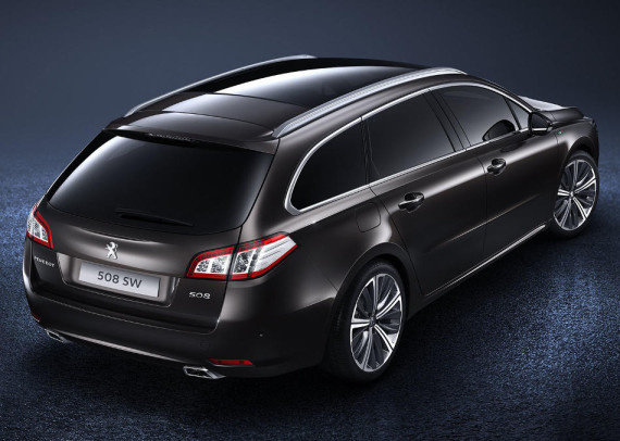 Рестайлинговое семейство Peugeot 508 2015