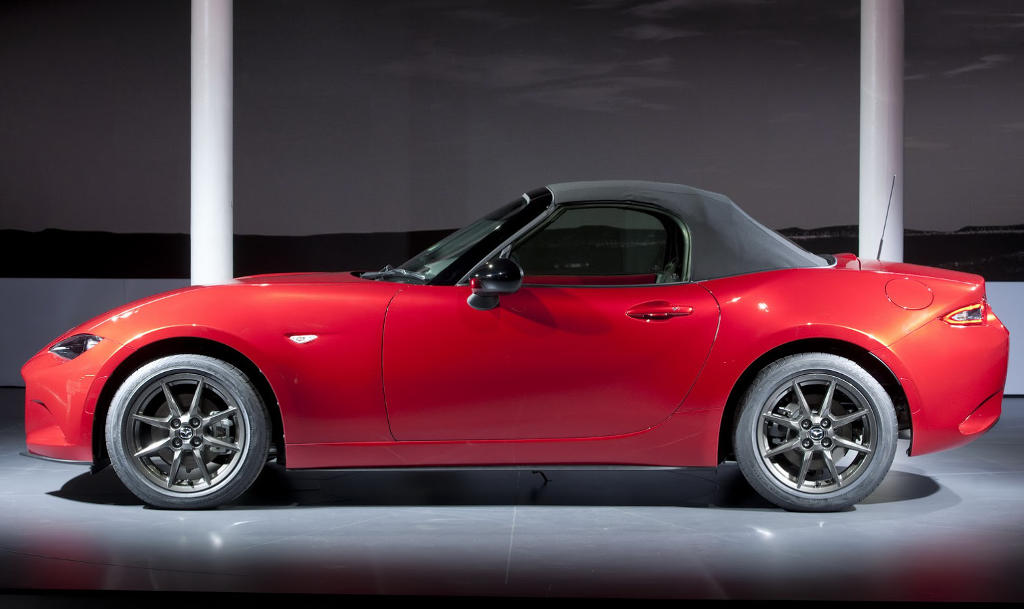 Представлен новый родстер Mazda MX-5 2015