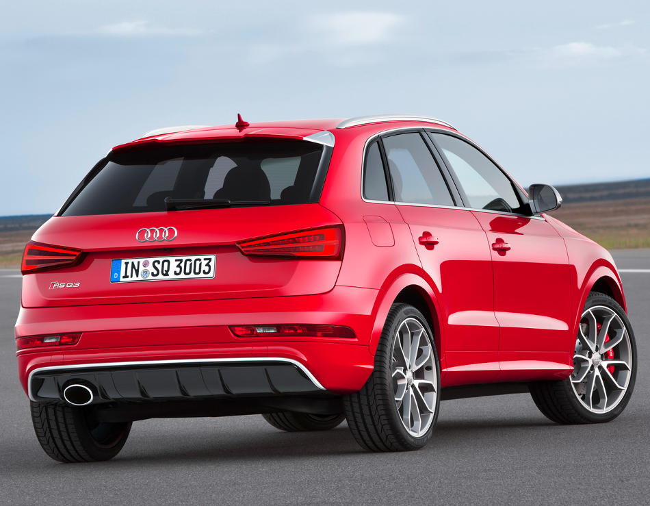 Рестайлинговые Audi Q3 и RS Q3 2015 в России