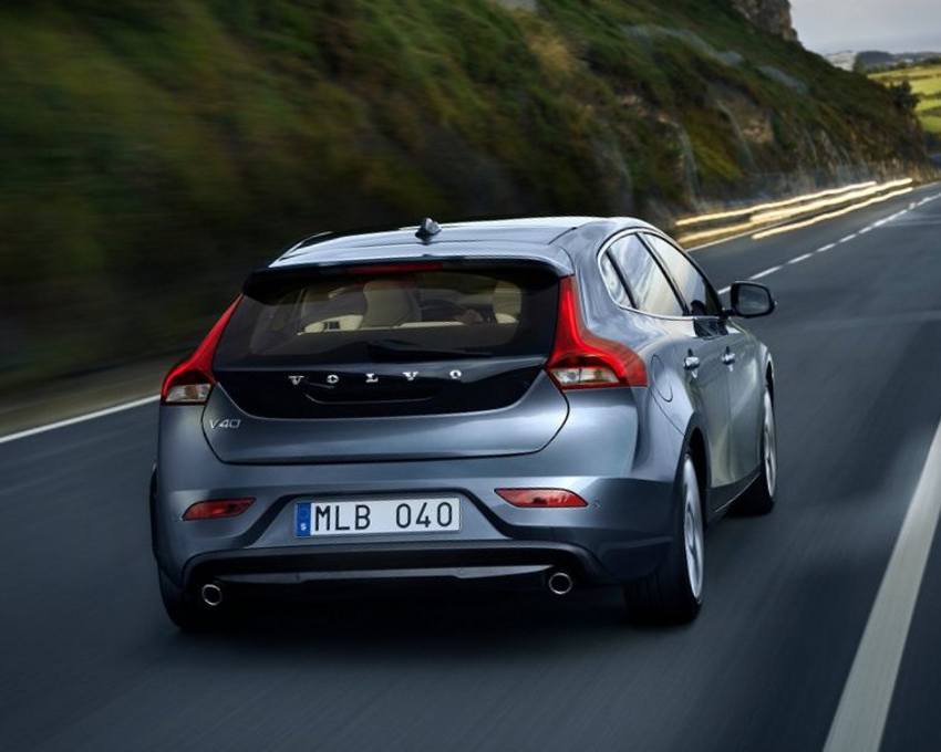 Volvo V40 2013: цена, фото, характеристики