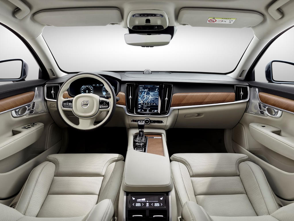 Новый универсал Volvo V90 Estate 2016 (фото, цена)