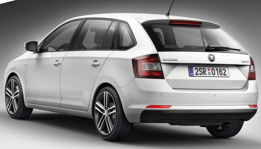 Молодежный хэтчбек Skoda Rapid Spaceback 2014