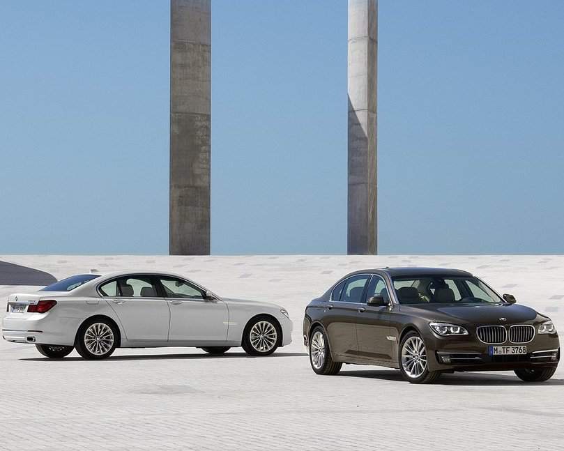 Седан BMW 7-Series 2013: фото, цена, характеристики