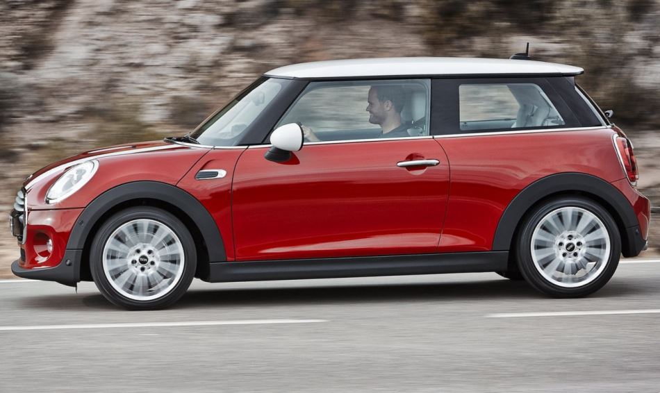 Новый Mini Cooper 2014 показали в Оксфорде