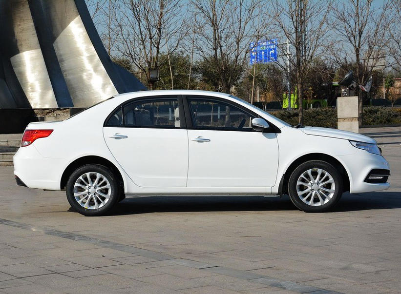 В Китае представлен седан Geely GC7 2015