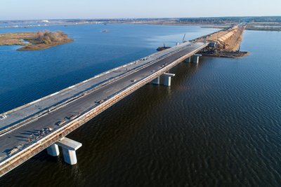 Строительство моста через реку Шоша на трассе М-11 в Тверской области планируют завершить в июне