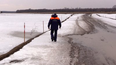 Все ледовые переправы закрыты в Бурятии