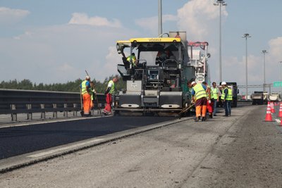 Выбраны подрядчики на устройство слоев износа на КАД Петербурга