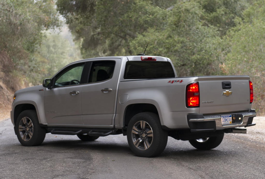 Обновленный пикап Chevrolet Colorado 2017 (фото, цена)