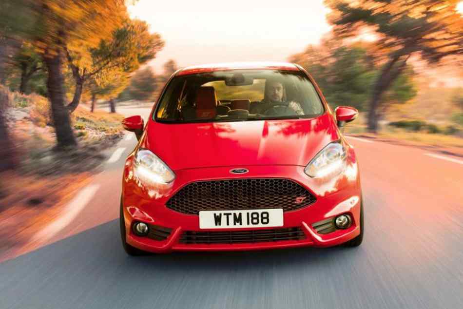 Новый хэтчбек Ford Fiesta ST 2013: характеристики, фото