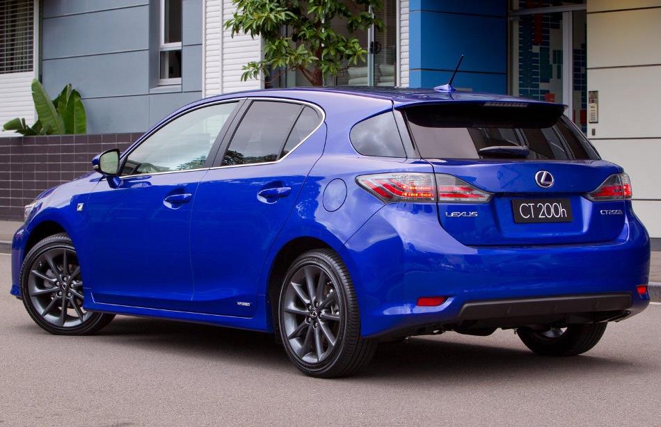 Lexus CT200h F-Sport 2013 в России