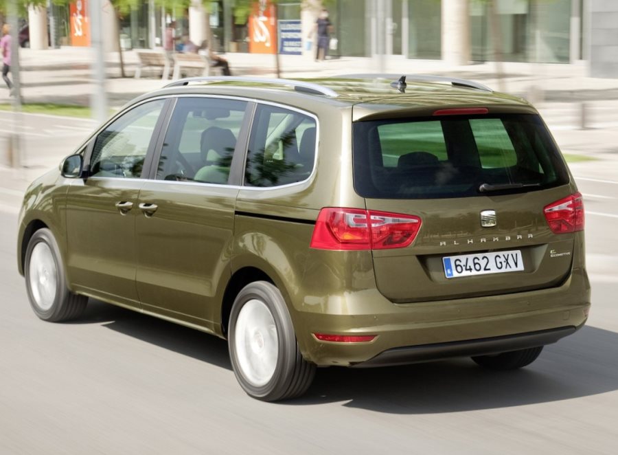 Цены на Seat Alhambra 2013 в России