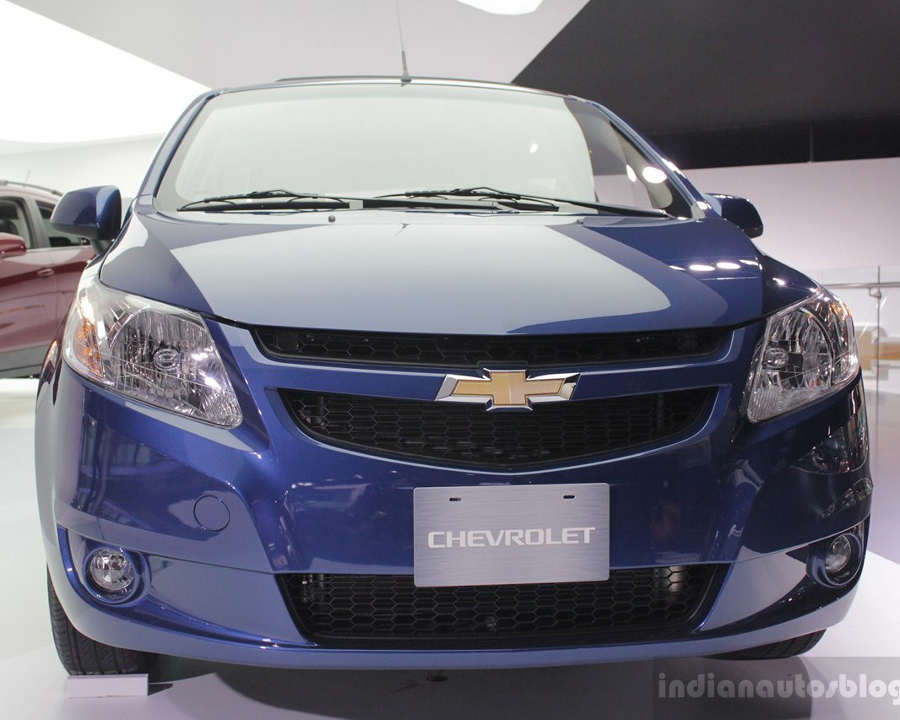 Седан Chevrolet Sail 2014: фото, характеристики