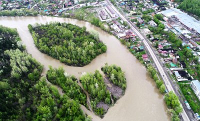 Дорожники предотвратили подтопление участка трассы Р-256 Чуйский тракт в Республике Алтай