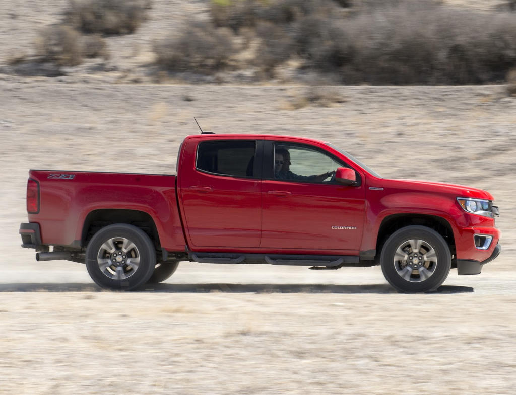 Обновленный пикап Chevrolet Colorado 2017 (фото, цена)