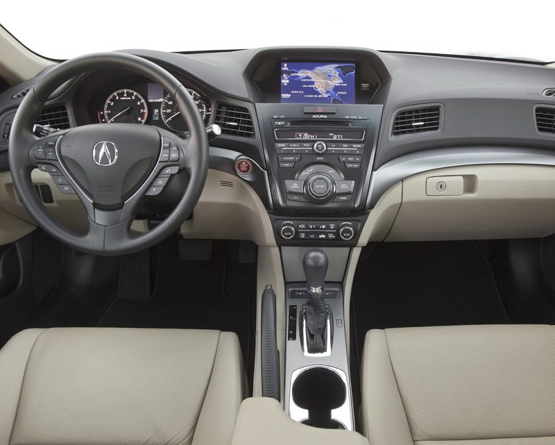 Седан Acura ILX 2014 года (цена, фото, характерстики)