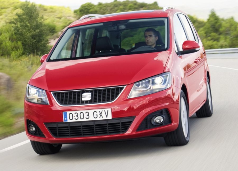 Цены на Seat Alhambra 2013 в России