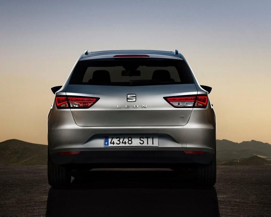 Российские цены на универсал Seat Leon ST 2014 года