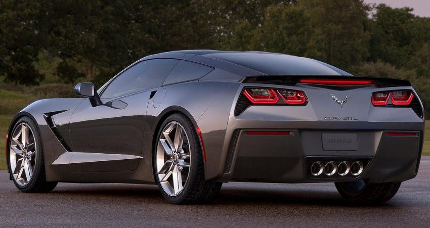 Озвучены цены Chevrolet Corvette C7 Stingray 2014 в России